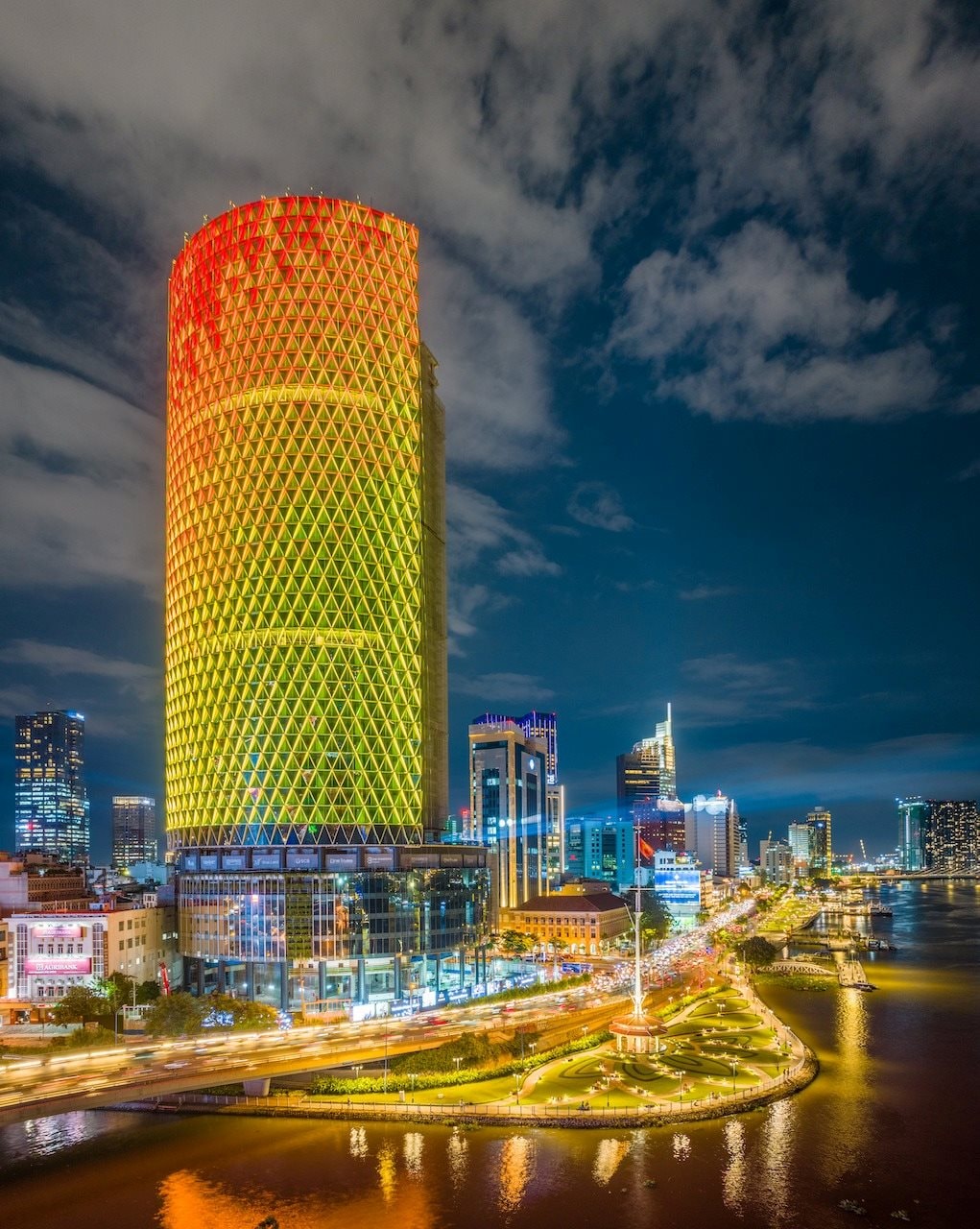 114.000 tỷ đầu tư cho 'chọc trời' và những 'ông lớn' đứng sau các tòa tháp cao nhất Việt Nam - Ảnh 9.