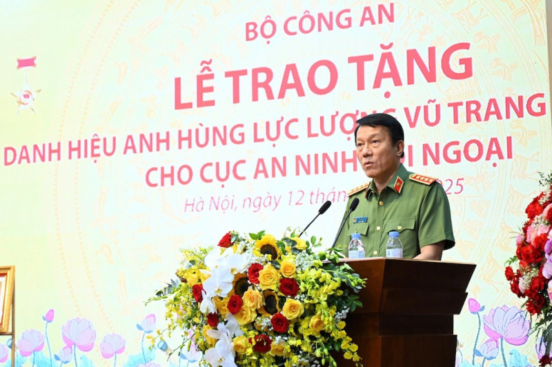 13-1752362463-cuc-an-ninh-doi-ngoai-don-nhan-danh-hieu-anh-hung-luc-luong-vu-trang-nhan-dan.jpg