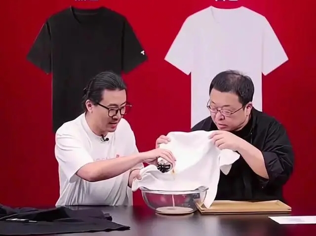 13-1752404893-ai-dong-gia-cuu-ceo-cong-nghe-noi-tieng-livestream-thu-gan-200-ty-trong-6-tieng.jpg