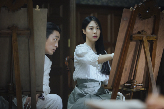 Nữ diễn viên ngoài đời là 