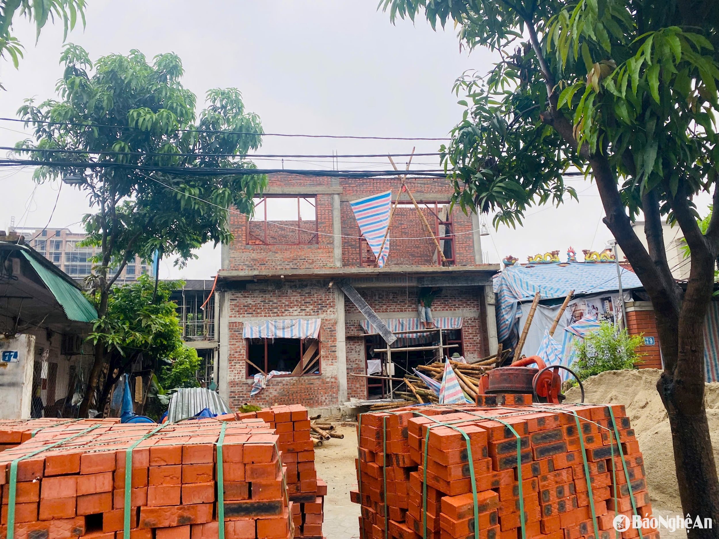 Giá vật liệu xây dựng tăng cao, người dân, doanh nghiệp lo lắng