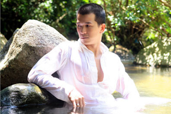 Nam ca sĩ tên Trường nổi danh với hit 'Chân tình' giờ sống kín tiếng ở Mỹ, đổi nghề, diện mạo khó nhận ra- Ảnh 5.