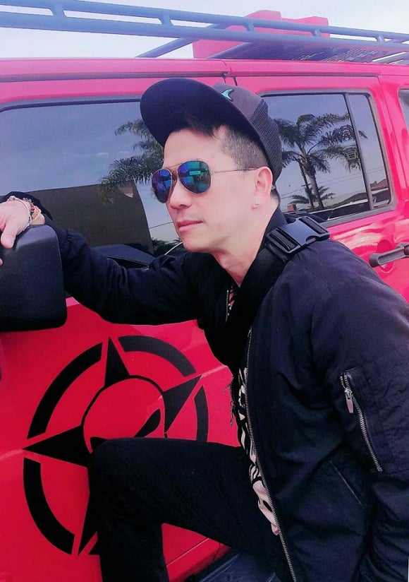 Nam ca sĩ tên Trường nổi danh với hit 'Chân tình' giờ sống kín tiếng ở Mỹ, đổi nghề, diện mạo khó nhận ra- Ảnh 9.