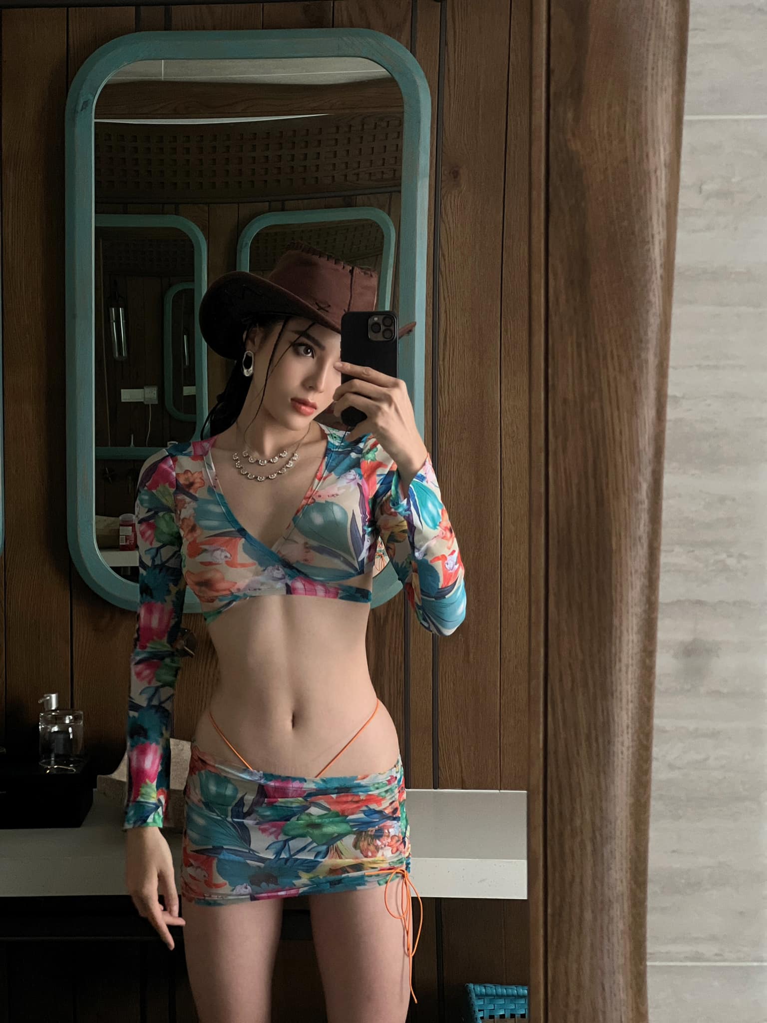 Giật mình với hình bán nude của Hoa hậu Kỳ Duyên- Ảnh 4.