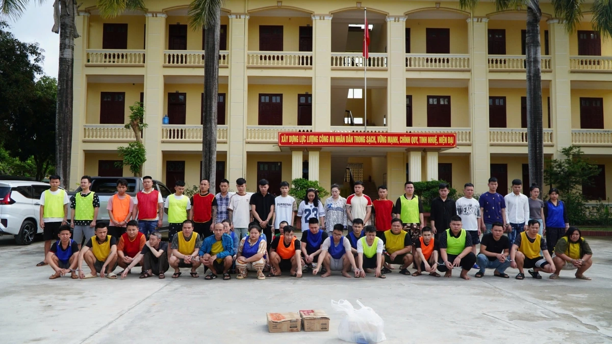 bat giu 74 doi tuong lua dao cong nghe cao xuyen bien gioi o tam giac vang hinh anh 1
