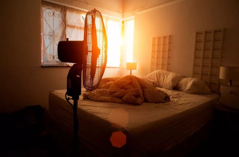 Sau 28 năm cuộc đời, giờ tôi mới biết dùng quạt đúng cách: Phòng tôi mát nhất từ trước đến nay- Ảnh 1.
