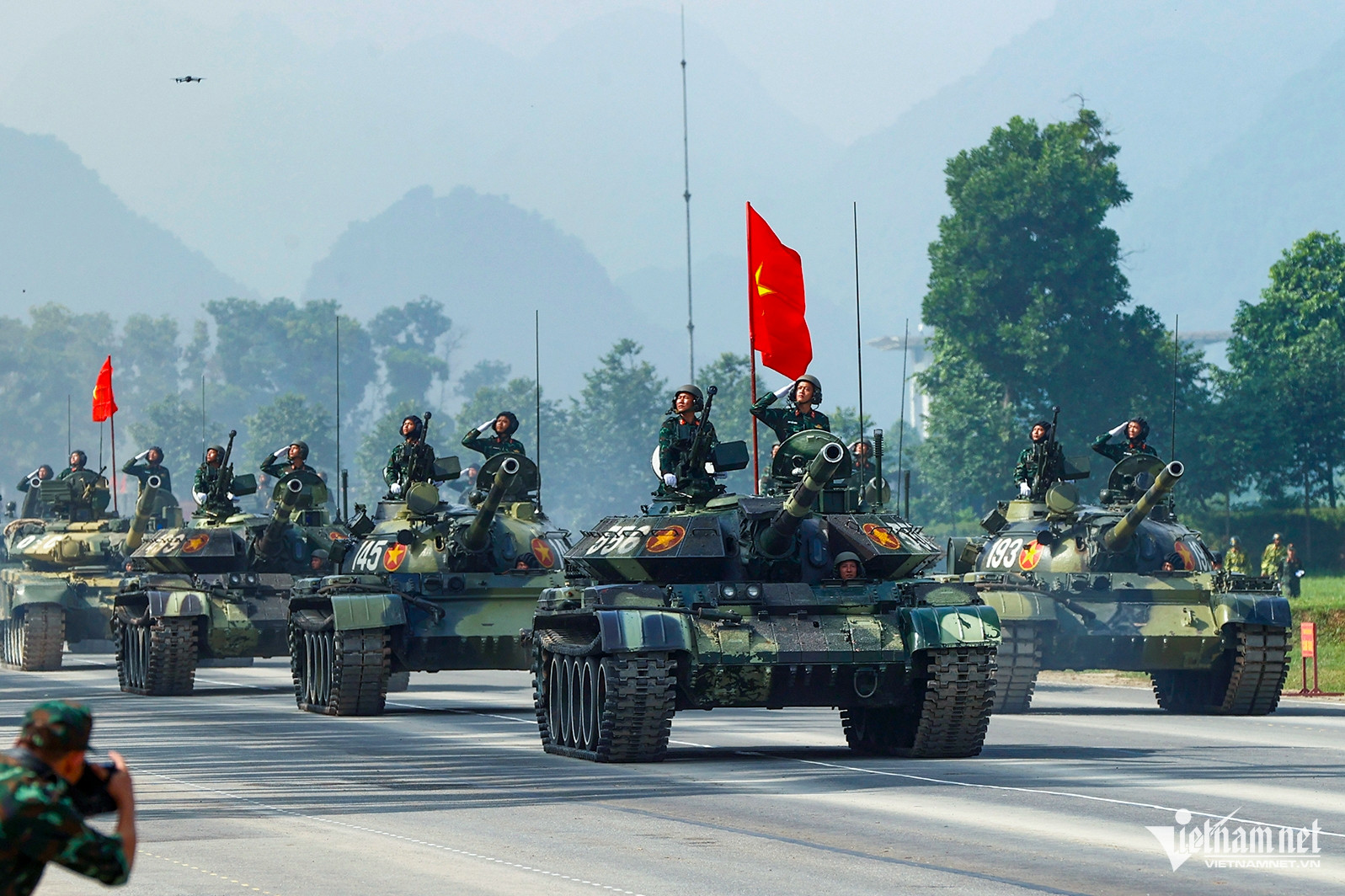 W-khi tai_2.jpg