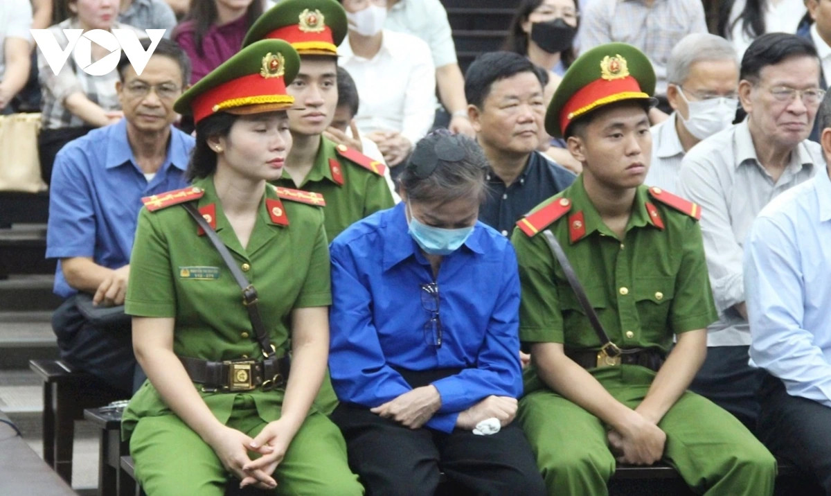 vu an phuc son nhung giot nuoc mat muon mang hinh anh 1