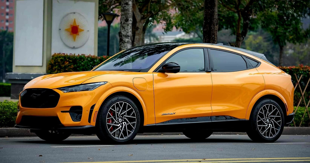 mustang-mach-e-viet-nam.jpg