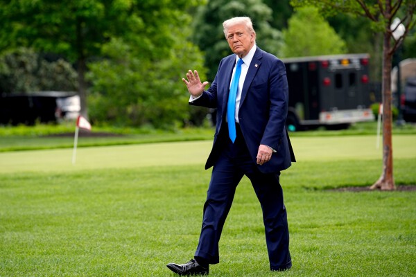 18-1752823276-can-benh-tong-thong-my-donald-trump-mac-nguy-hiem-ra-sao-bac-si-dua-ra-canh-bao.jpg