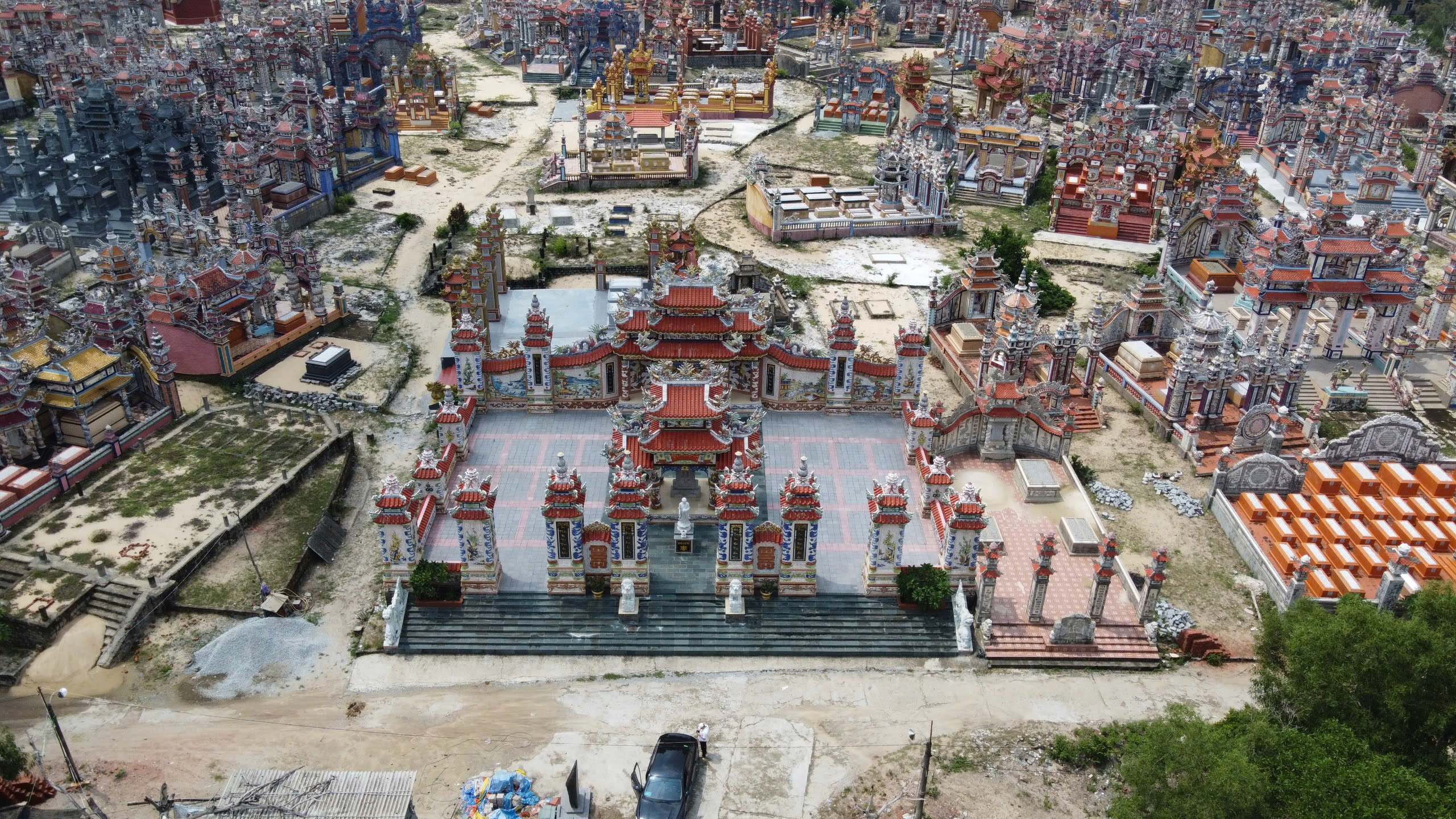 Đập chén bát xây lăng mộ: Chuyện thật ở ngôi làng khiến cả thế giới ngỡ ngàng- Ảnh 18.