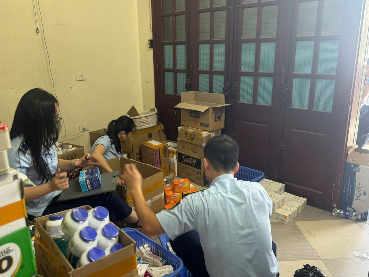 Công an Thanh Hóa khởi tố vụ án buôn bán hàng giả là thuốc chữa bệnh- Ảnh 1.