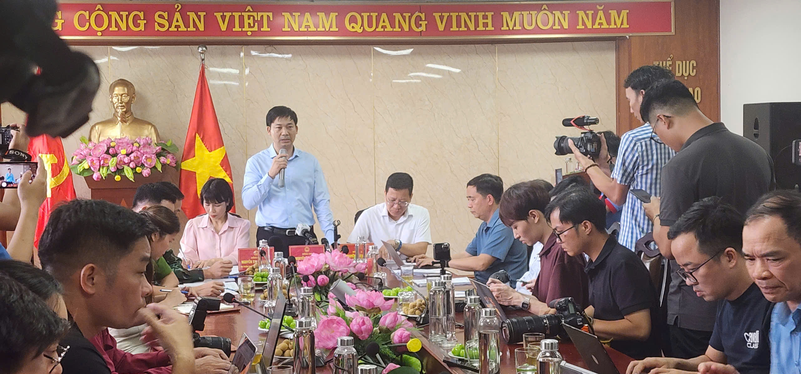 Vụ lật tàu 35 người tử vong, 4 người mất tích: Công an Quảng Ninh nói về khả năng khởi tố vụ án- Ảnh 3.
