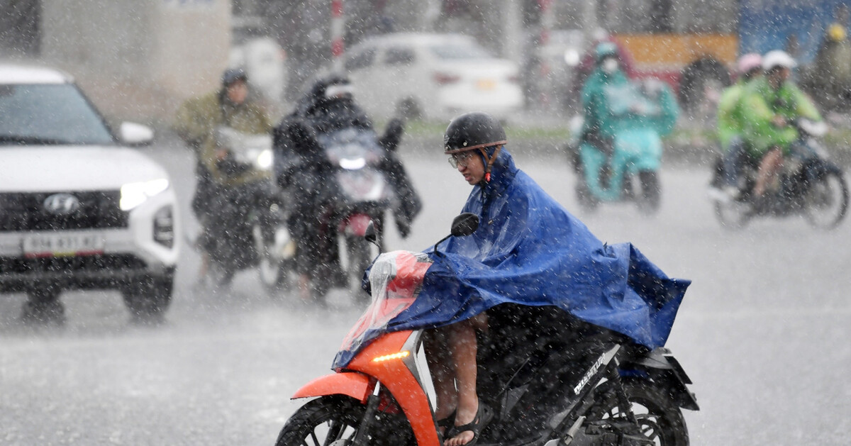 98-1753054344-10-day-weather-alert-typhoon-wipha-targets-northern-and-central-vietnam-59230797275c48e69737d39bf0f754d0-698.jpg