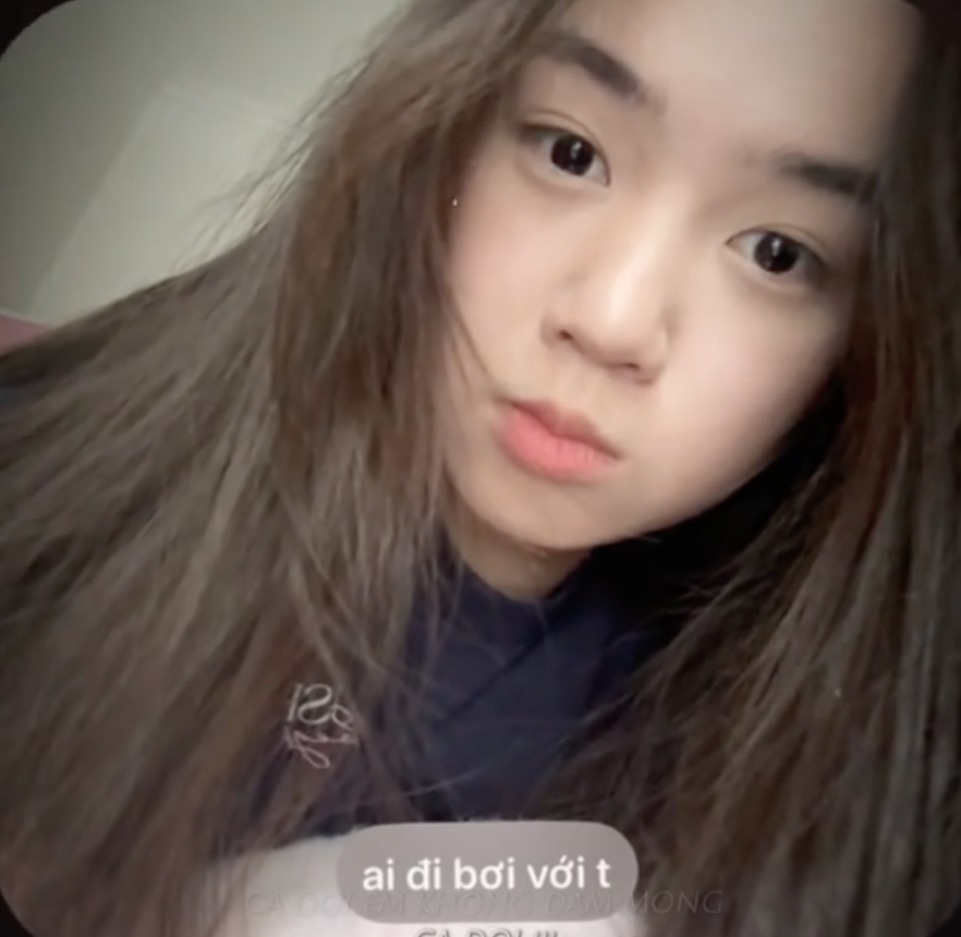 Thủ khoa Hiền Mai lộ mặt mộc cực xinh khi học quân sự, nhận được nhiều yêu thương chăm sóc từ bố mẹ- Ảnh 2.