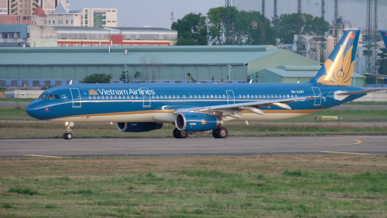Chuyến bay hạ cánh khẩn cấp tại Đà Nẵng để cứu hành khách quốc tịch Hàn Quốc (1).jpg