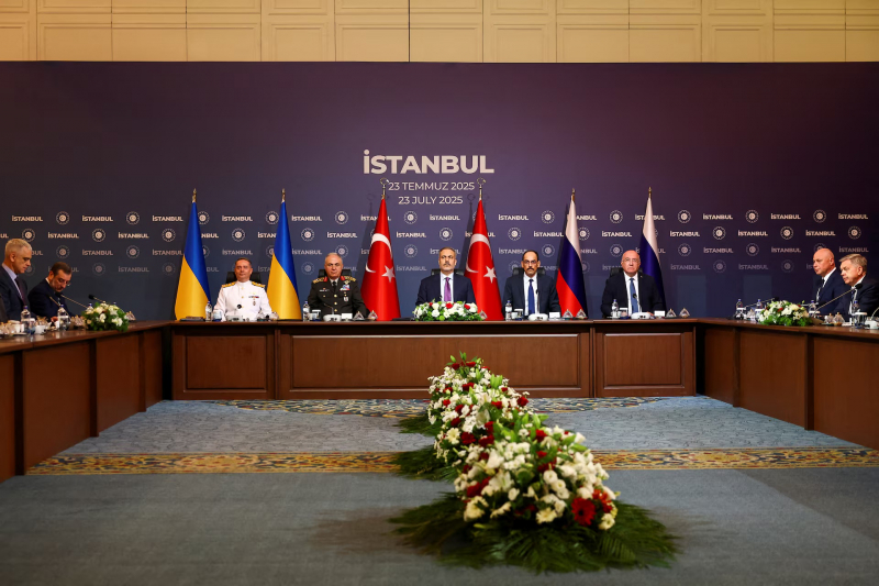 24-1753316199-nga-ukraine-dam-phan-ngan-ky-luc-tai-istanbul.jpeg