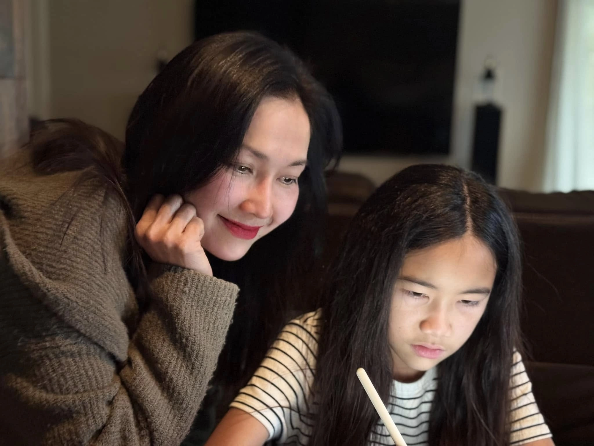 Nữ diễn viên ly hôn sau 2 tháng đám cưới: Tuổi 43 trẻ đẹp, thường đăng ảnh 1 mình, từ chối nhắc chồng 2 - Ảnh 3.