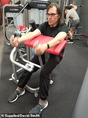 Từng nặng 158kg vì bị bắt nạt và trầm cảm, người đàn ông 