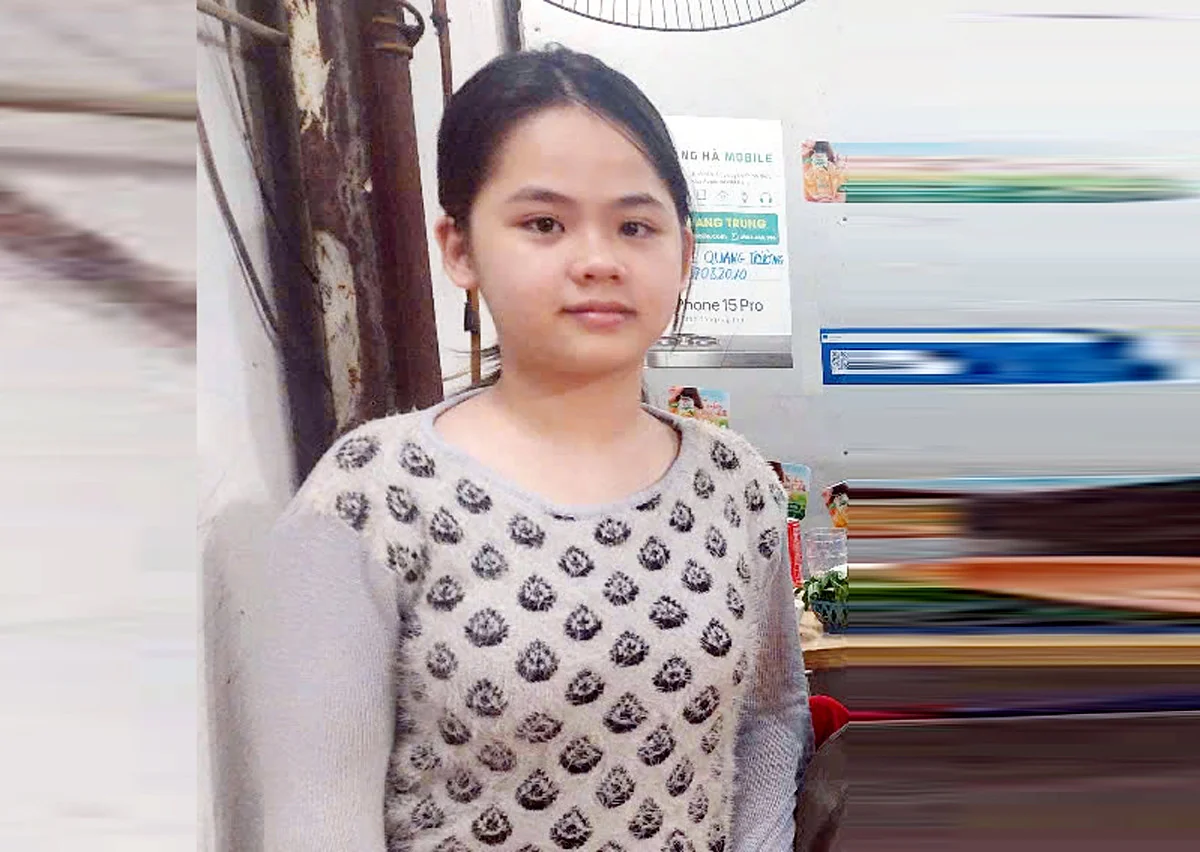 25-1753437949-nghi-van-be-gai-13-tuoi-o-ha-noi-mat-lien-lac-duoc-nguoi-la-dua-vao-long-an.webp