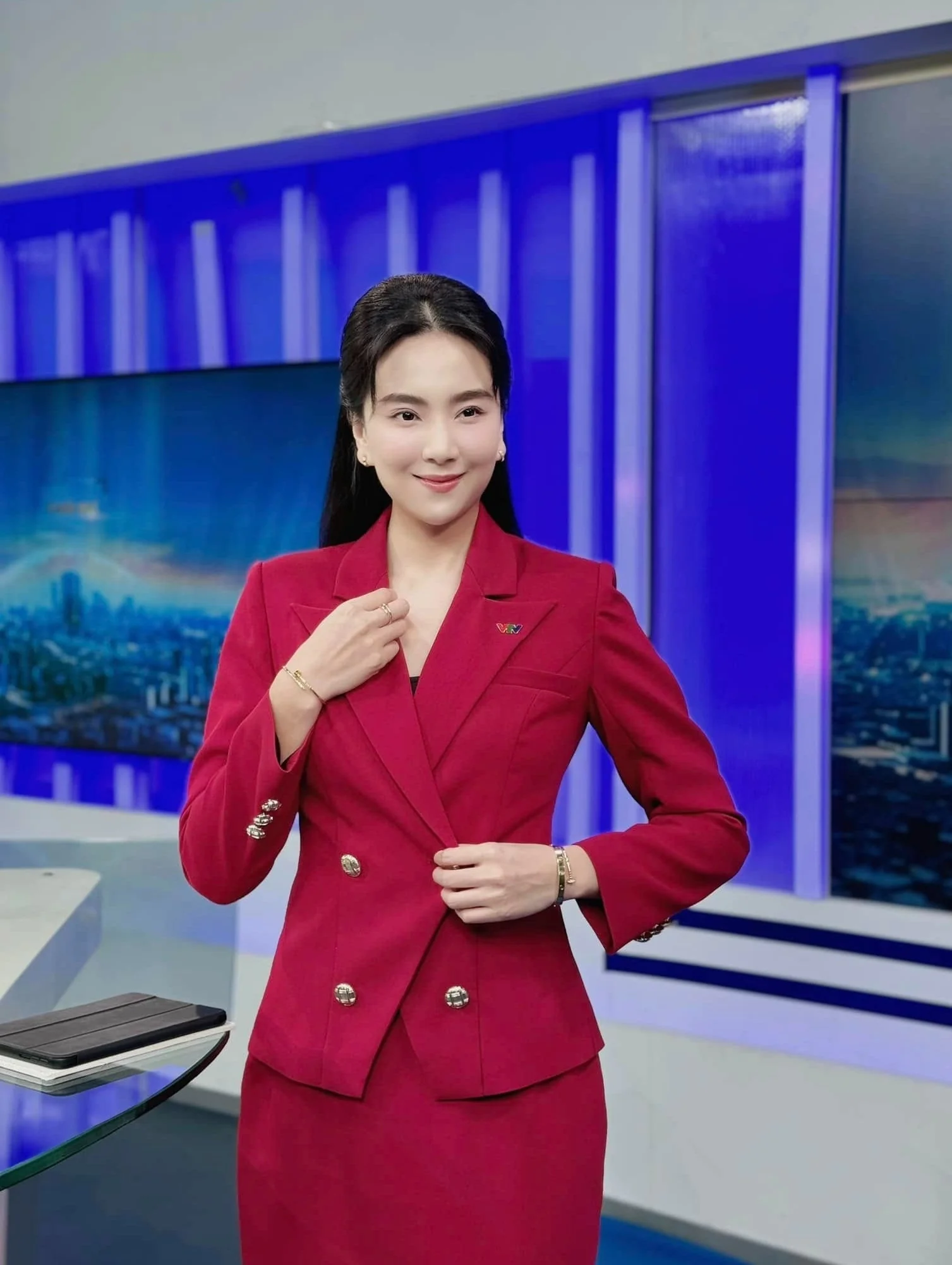 26-1753489866-cuoc-song-cua-mc-dep-nhat-vtv-sau-2-lan-lam-dau-hao-mon-ra-sao.webp
