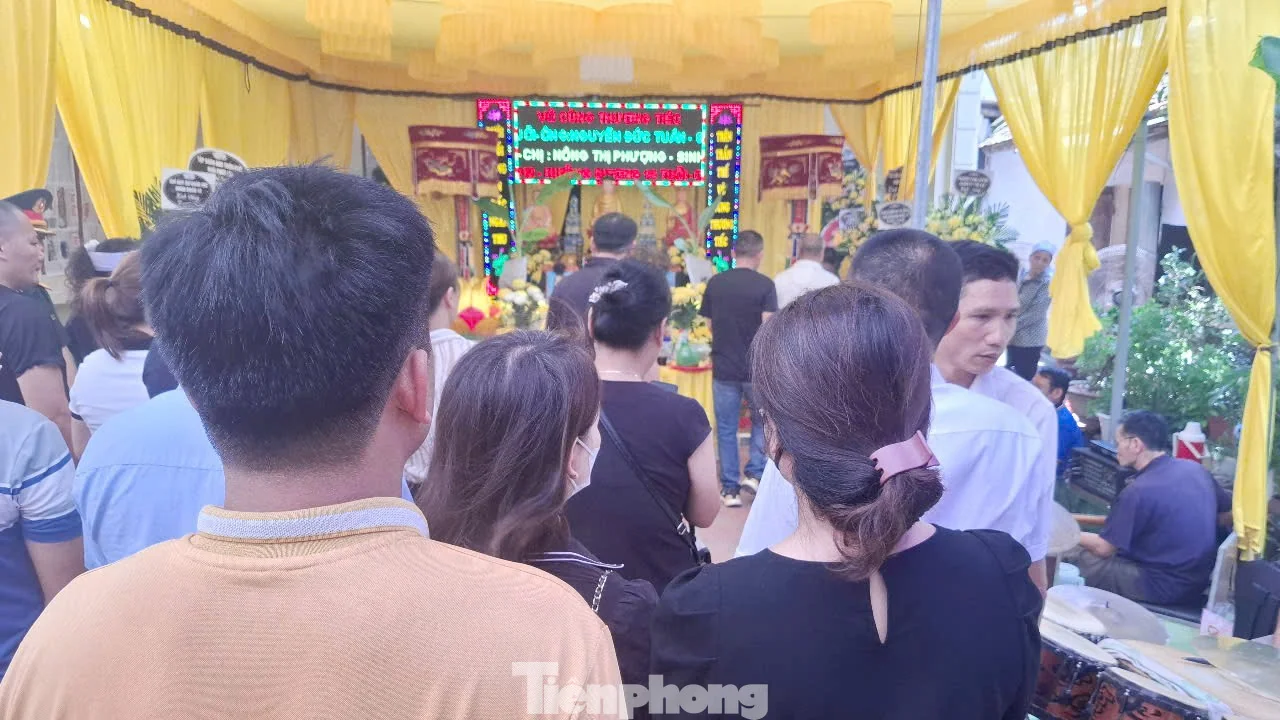 26-1753514866-xot-xa-dam-tang-3-nguoi-cung-gia-dinh-tu-vong-trong-vu-lat-xe-khach-o-ha-tinh.webp