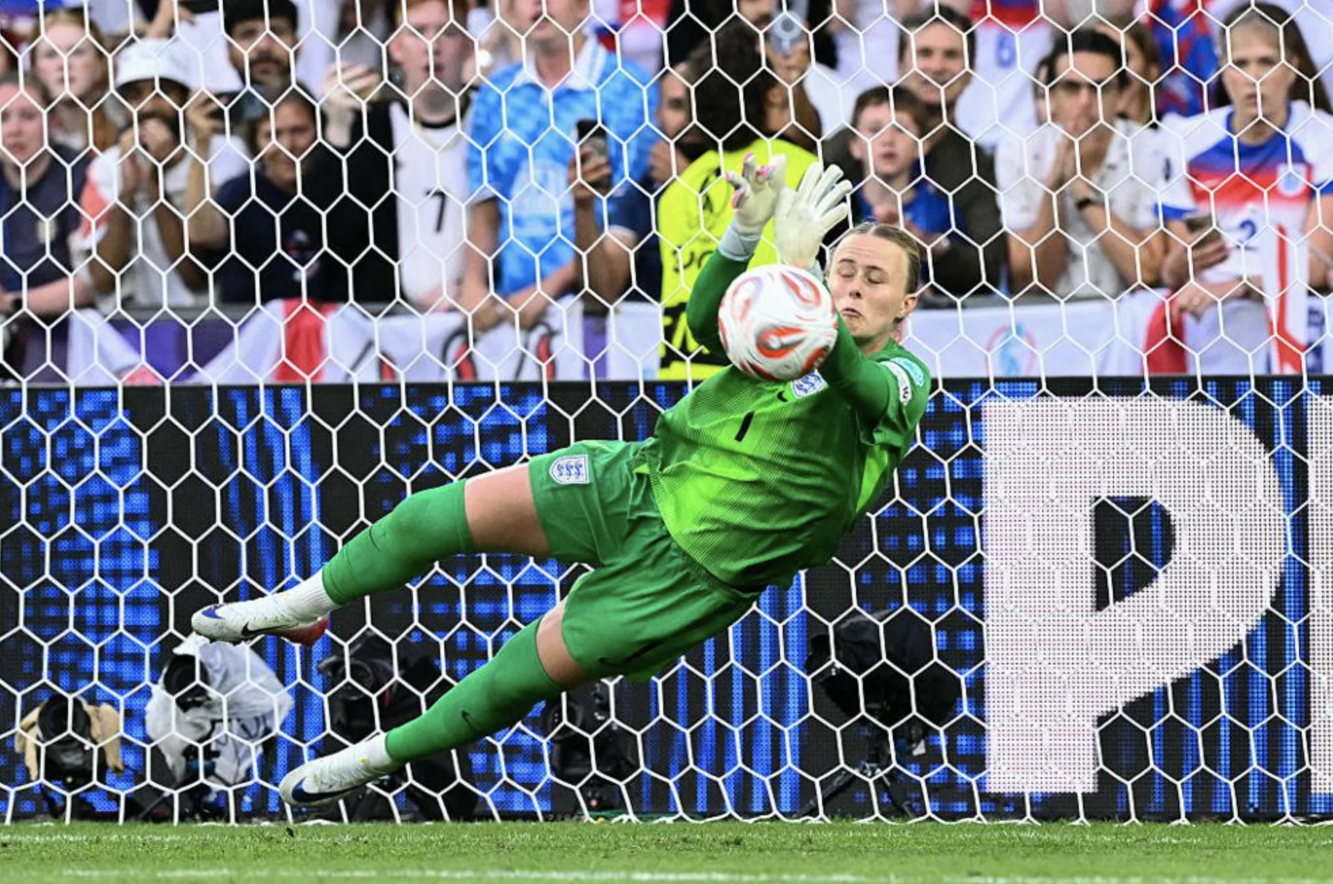 Euro 2025: Thắng Tây Ban Nha ở loạt 11 m, tuyển Anh nghẹt thở bảo vệ ngôi Hậu- Ảnh 5.