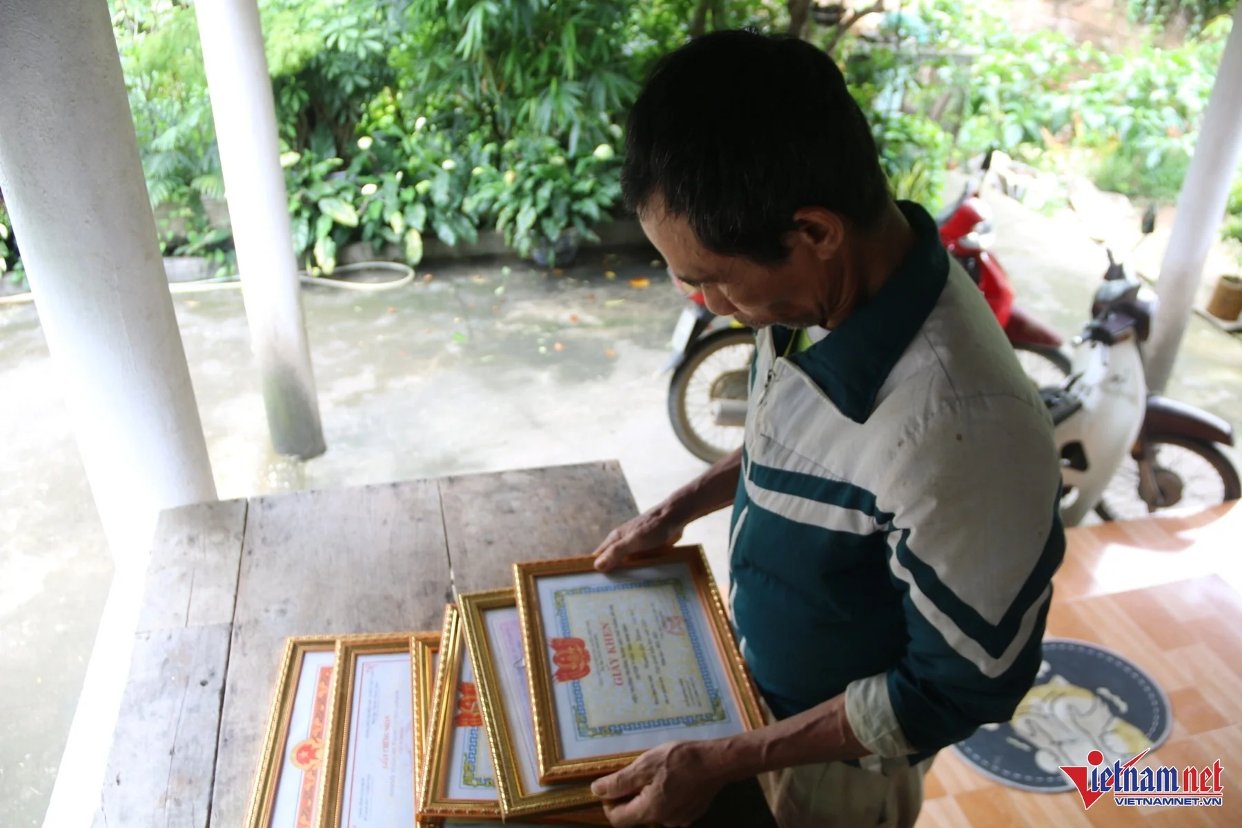 con-re-chu-tiem-vang-dong-thap-nhieu-lan-bat-khoc-vo-mong-hon-nhan-vo-khong-cho-minh-khong-gian-rieng-1753664262.webp
