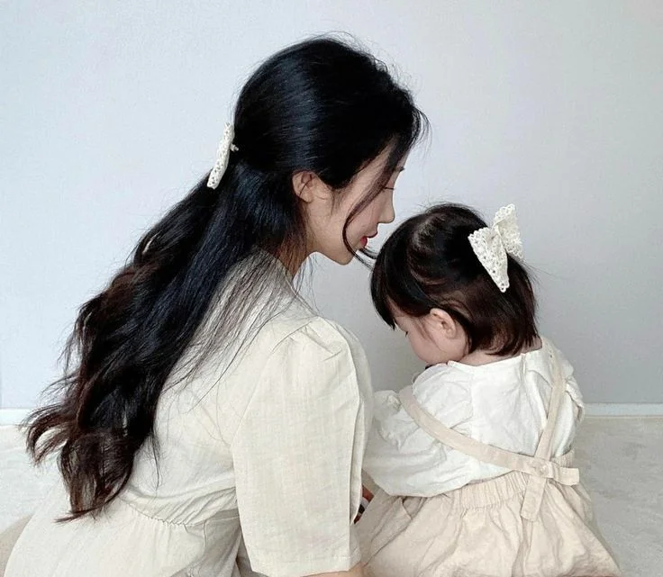 Sẵn sàng chi tiền tiền triệu cho bữa ăn của chồng con nhưng lại thấy mình như tội đồ vì cốc trà sữa 60k: Hóa ra tôi luôn keo kiệt với bản thân như vậy- Ảnh 1.