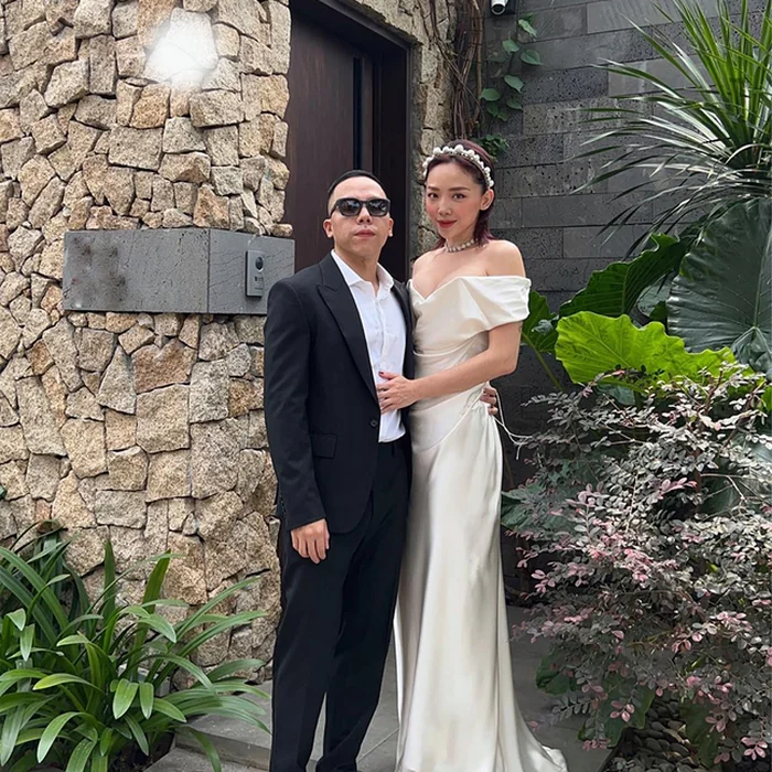 Độc quyền: 