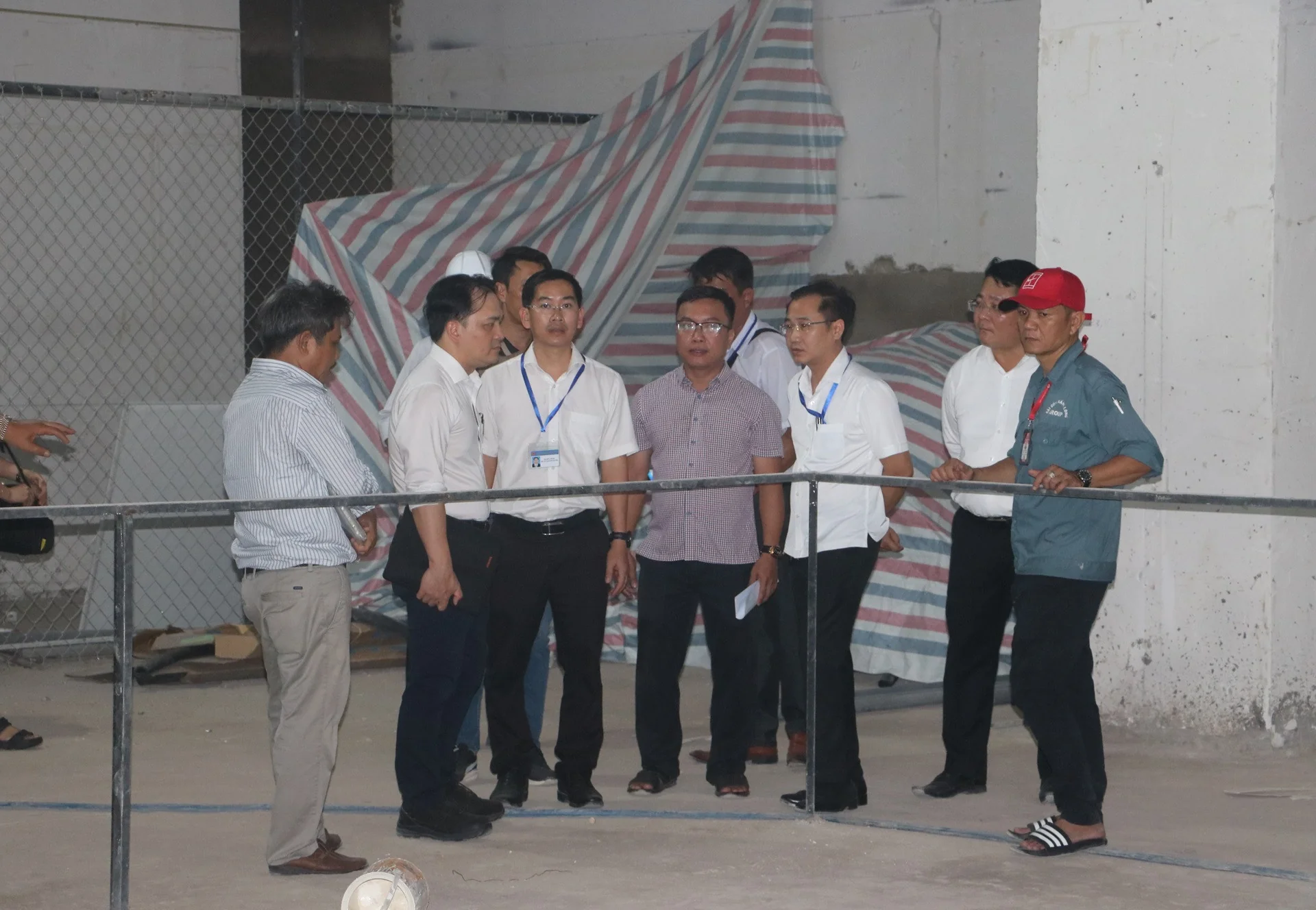 xuất hiện vết nứt tại chung cư 36 tầng ở tphcm 7.JPG.jpg
