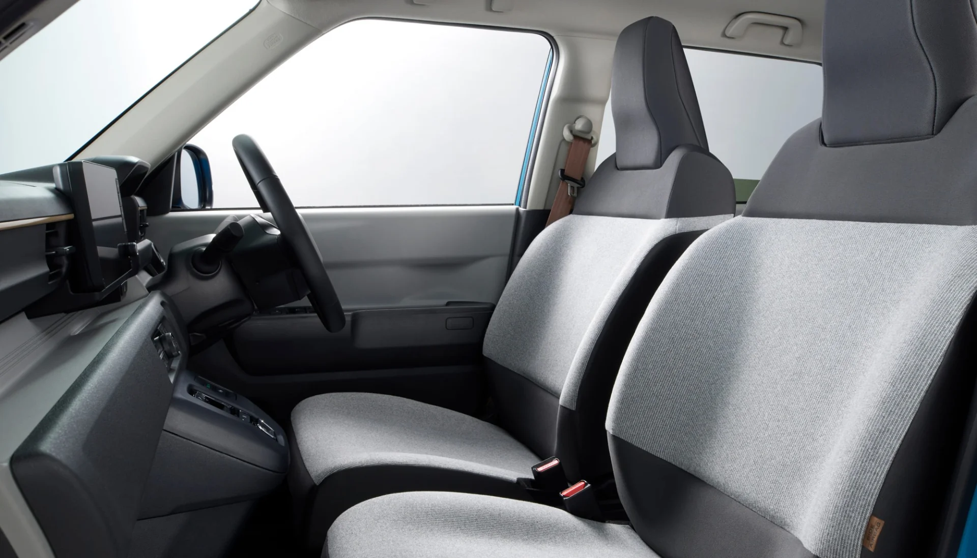 Honda N-One e: - Xe điện nhỏ nhất của hãng đầy pin đủ chạy Hà Nội - Nghệ An, kiêm luôn 'ổ điện dự phòng' khi nhà mất điện - Ảnh 11.