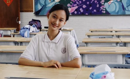 Gia cảnh thủ khoa đại học được tiết lộ: Gia đình như thế này quả thật tạo nên những đứa trẻ rất khác biệt!- Ảnh 1.