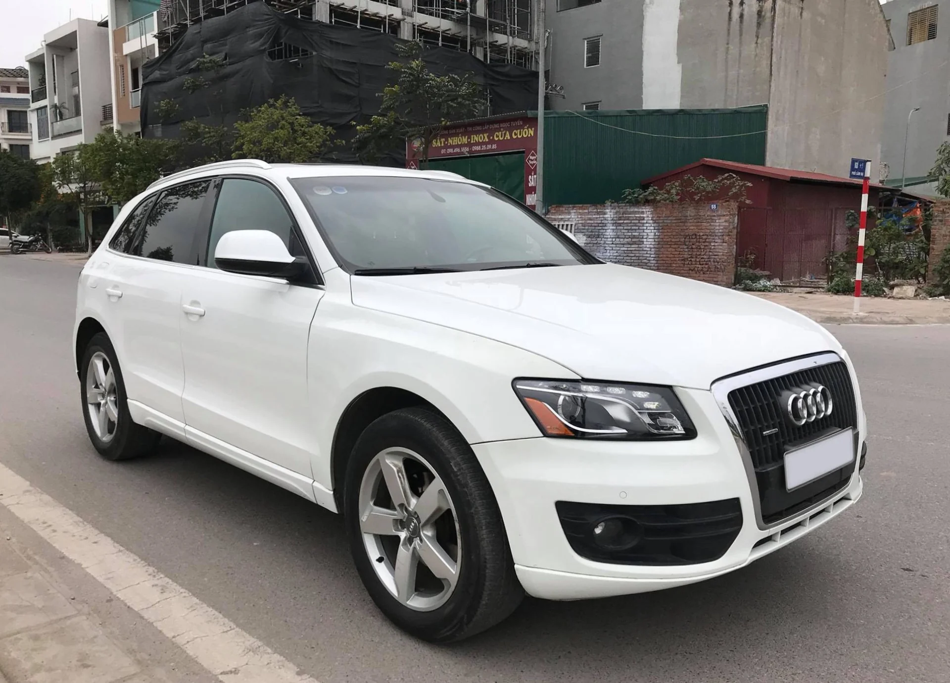 Audi Q5 2011.jpg