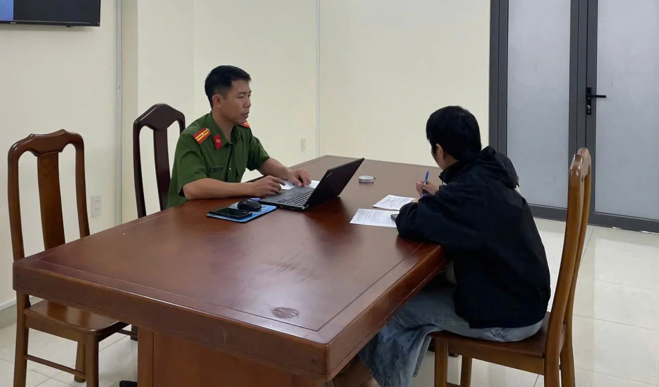 29-1753788121-nguoi-to-cao-me-be-bap-dua-ra-quyet-dinh-quan-trong.webp