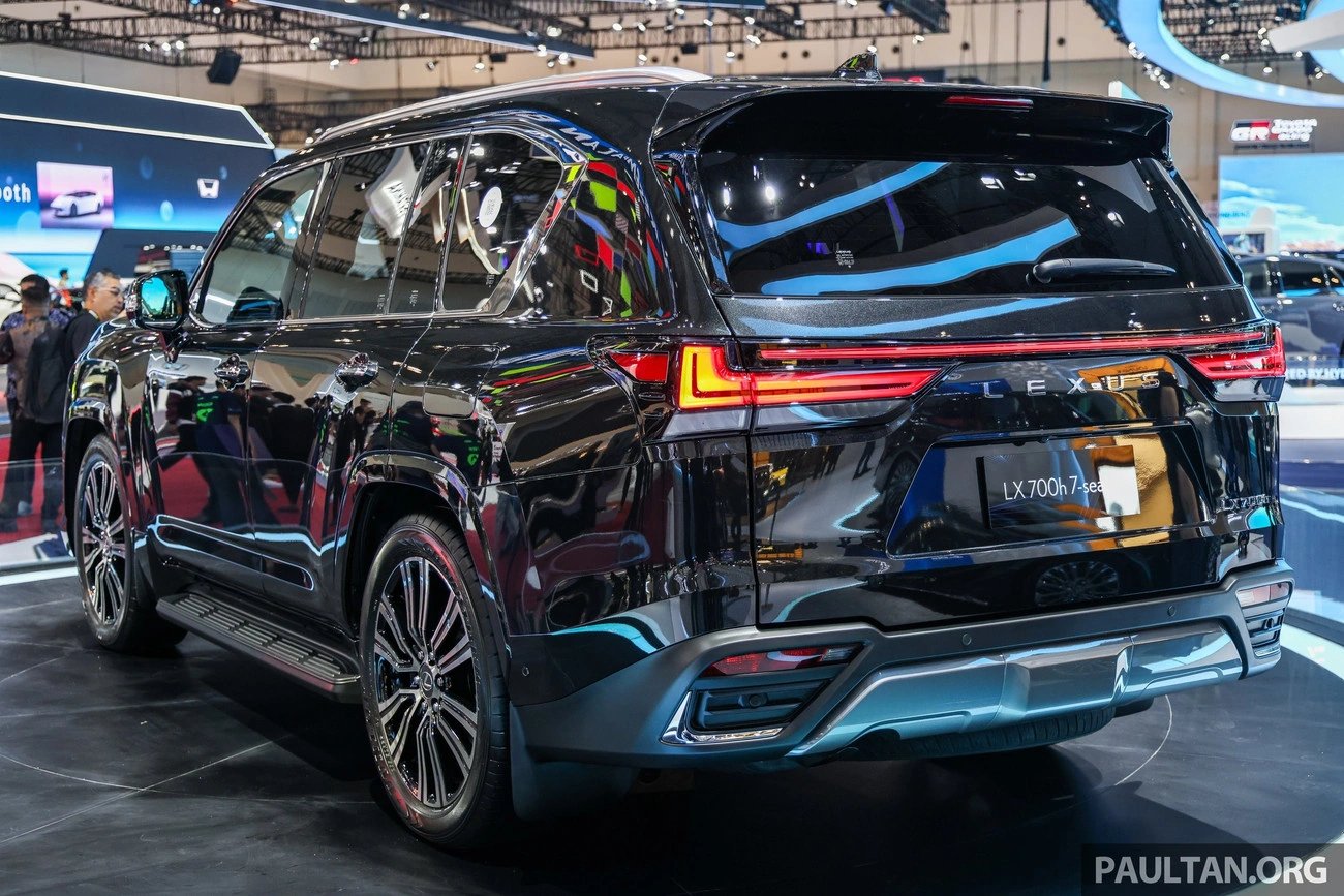 2025-giias-lexus-lx700h-3.jpg