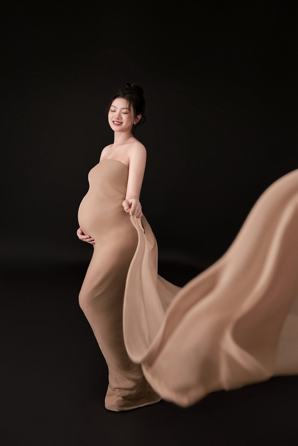 Thu Hoài được biết đến không chỉ với danh hiệu 