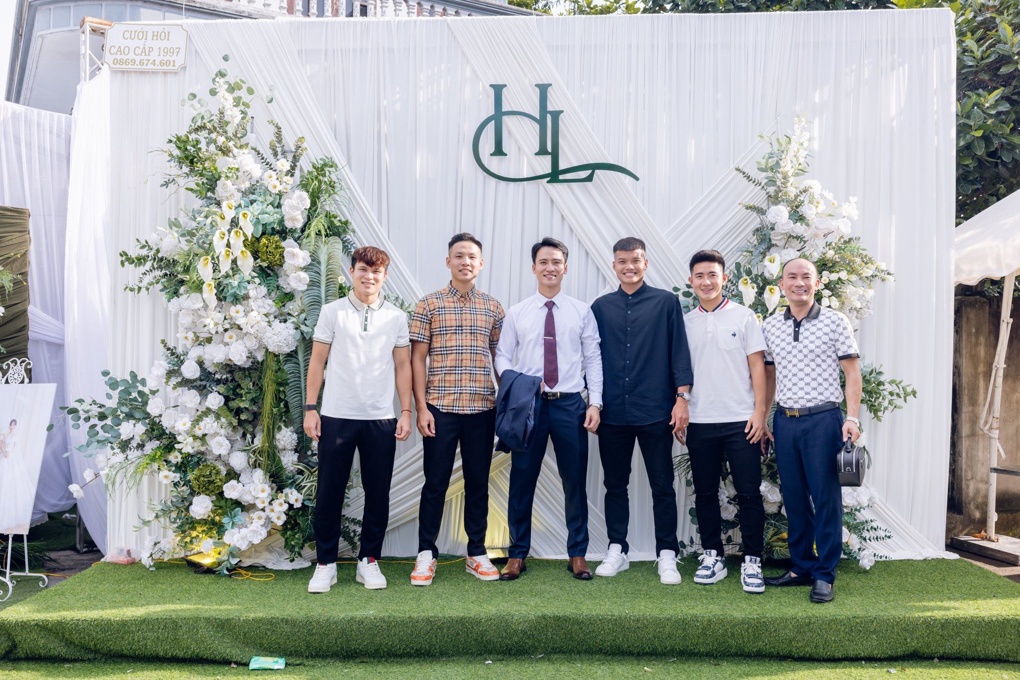 Hé lộ ảnh cưới của 