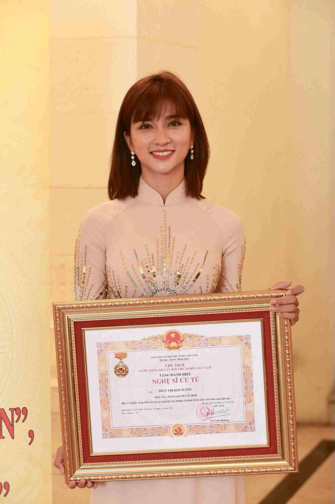 Nữ NSƯT làm mẹ đơn thân năm 21 tuổi: Sở hữu nhà mặt tiền quận 1, U40 vẫn xinh đẹp, nóng bỏng- Ảnh 3.