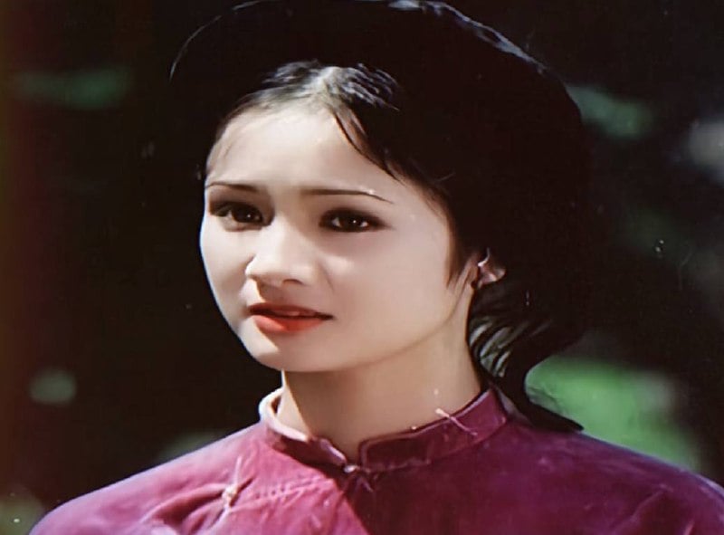 Tìm khắp Việt Nam không thấy ai hợp đóng cổ trang hơn mỹ nhân này: Nhan sắc gây nghiện cực mạnh, đẹp gì mà đẹp dữ vậy- Ảnh 2.