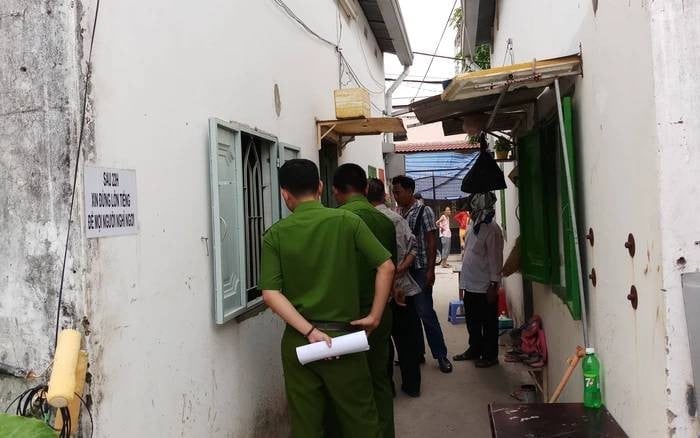 Gã thanh niên lạ mặt bỏ chạy từ nhà của ông S được bàn giao cho cơ quan công an. Từ đây, một tội ác khó tin dần bị lật tẩy. Gã thanh niên này được Công an tỉnh Quảng Ninh làm rõ là Hoàng Văn Lâm (ở Hưng Yên). Lâm khai nhận chính anh ta là kẻ đã ra tay cướp đi sinh mạng của ông S. Các điều tra viên xác định, Lâm vốn là người nơi khác đến, từ trước tới nay chưa từng có quan hệ gì với nạn nhân. (Ảnh minh họa, nguồn internet)