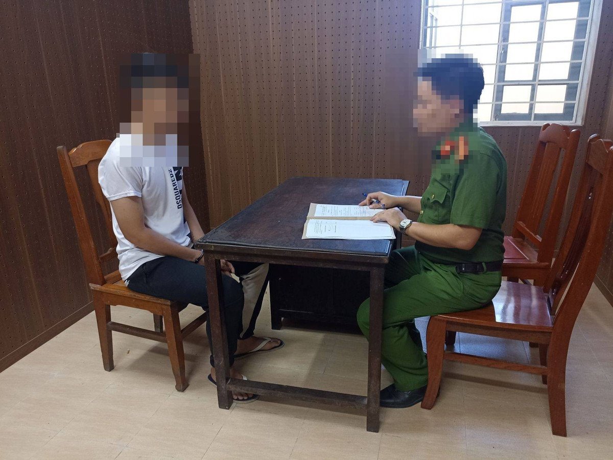 Theo lời khai của Lâm, cách đây vài ngày, gã được một người bạn là Nguyễn Văn Đức (35 tuổi, trú tại Đông Triều, Quảng Ninh) thuê đánh dằn mặt ông S. Đức cũng chẳng có mâu thuẫn gì với nạn nhân và gã nhận lời tìm sát thủ thông qua người đàn bà có tên Hoàng Thị Dung (45 tuổi, ở Đông Triều, Quảng Ninh). (Ảnh minh họa, nguồn internet)