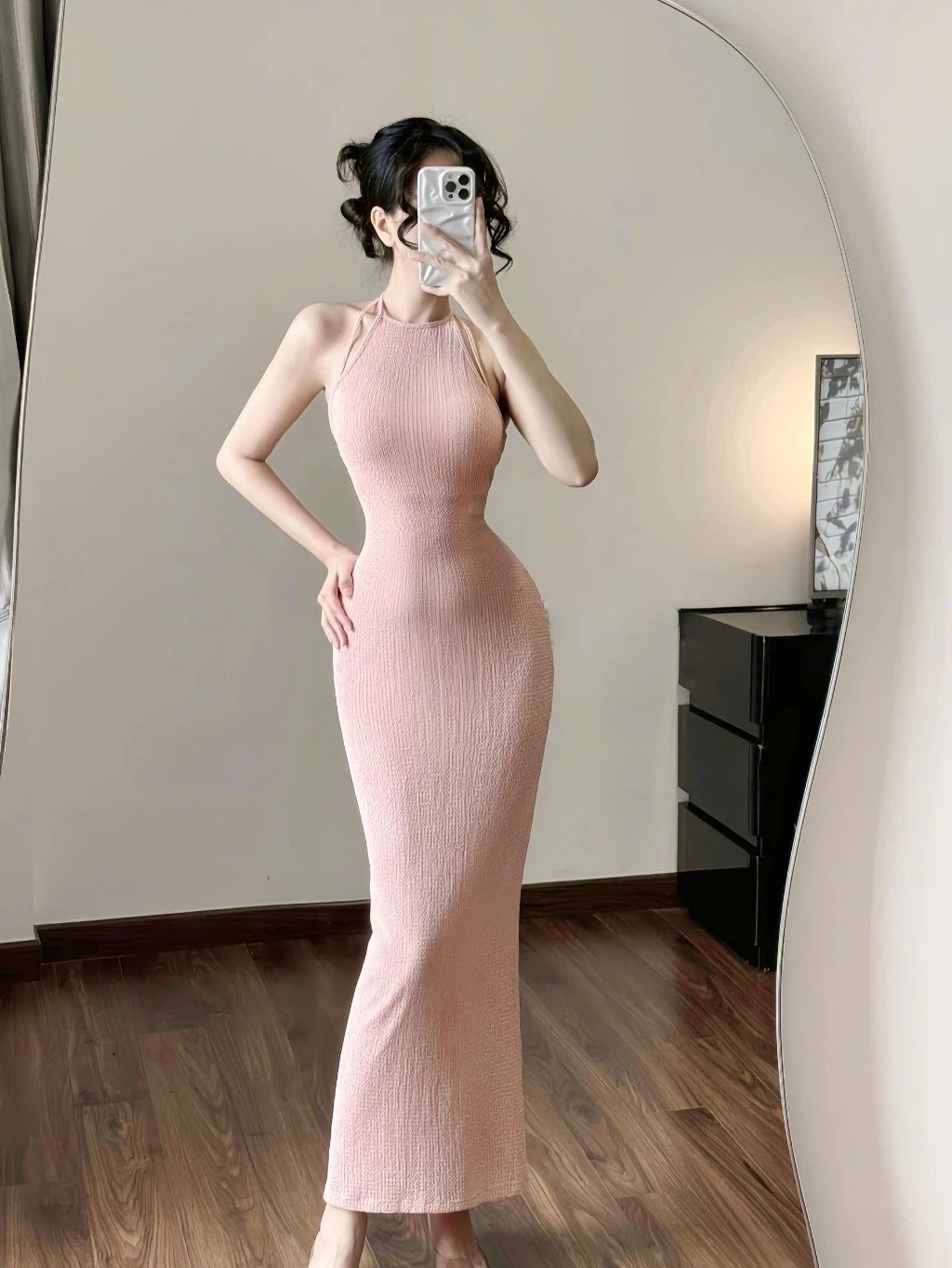 Brand của Lương Thùy Linh tiếp tục bị soi mẫu mã giống Taobao, có món đắt gấp 2 lần Zara- Ảnh 5.