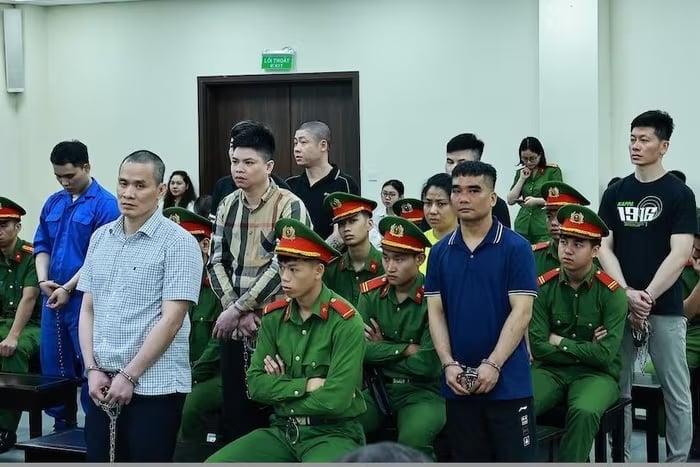 Vụ dùng xe biển xanh để vận chuyển ma túy: Tử hình 2 cựu cán Bộ Công an- Ảnh 1.