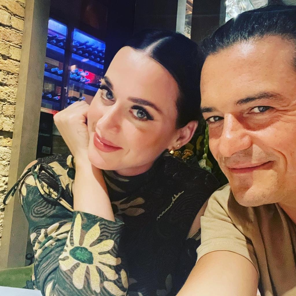 05-1754362841-orlando-bloom-tung-don-tra-dua-katy-perry-bi-khan-gia-mang-gay-gat-hen-ha.jpg