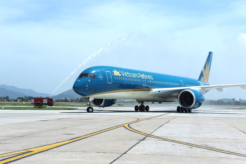 Vietnam Airline chính thức mở bán internet trên máy bay: Lướt web trên không phải mất bao nhiêu tiền?- Ảnh 1.