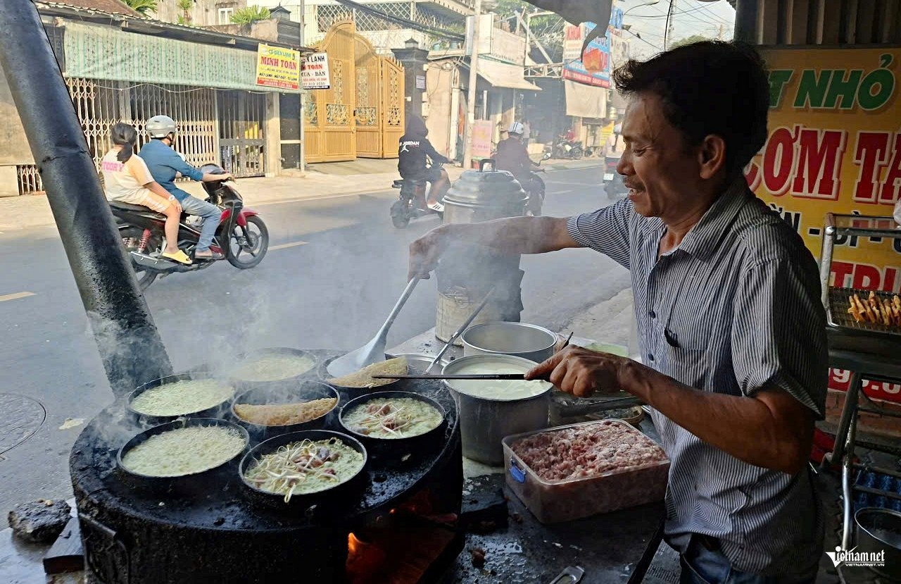 W-banh-xeo.jpg