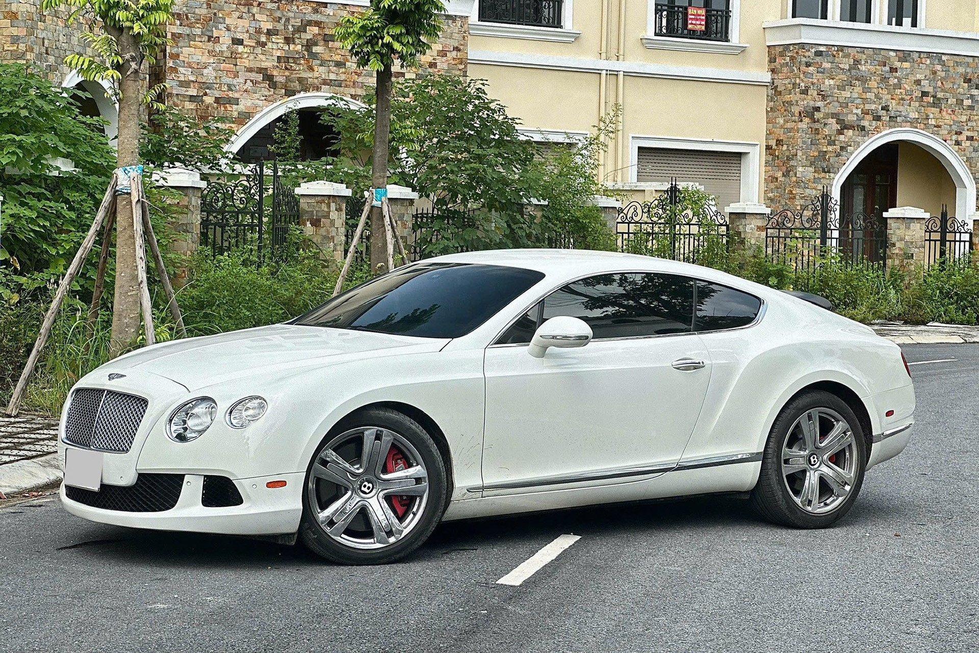 bentley continental 11.jpg
