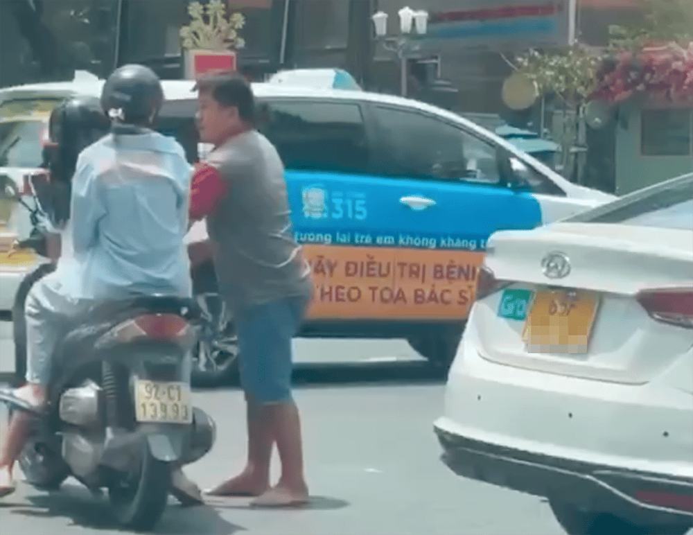 tai xe taxi 1.png