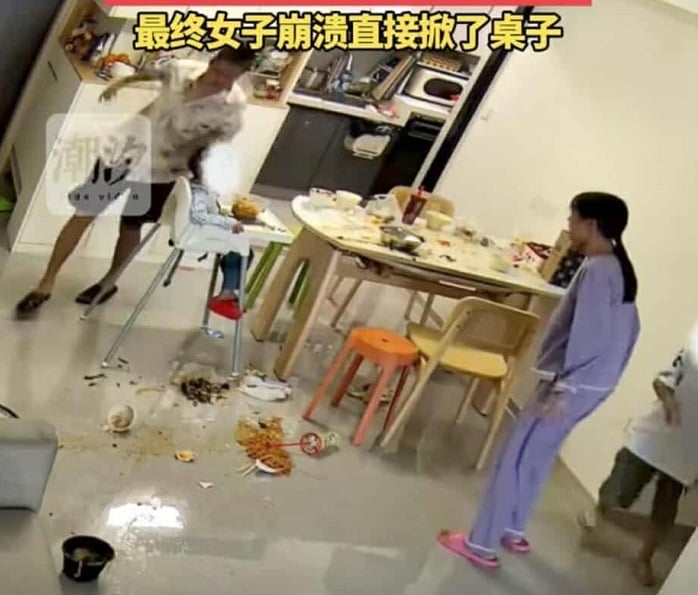 Clip 17 phút gây sốc MXH: Vợ hất tung mâm cơm trong sự bàng hoàng của chồng, ai cũng ủng hộ- Ảnh 2.